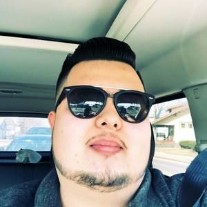 Meet your Posher, Luis